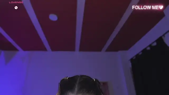 lunaarose online show from 26, 11, 2025