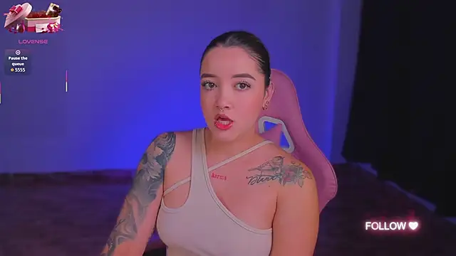 lunaarose online show from 26, 9, 2025