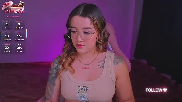 lunaarose online show from 23, 9, 2025