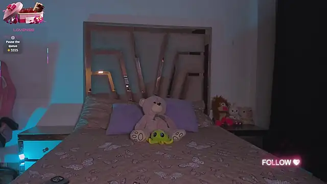 lunaarose online show from 29, 9, 2025