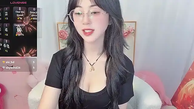 nini a online show from 18, 6, 2026