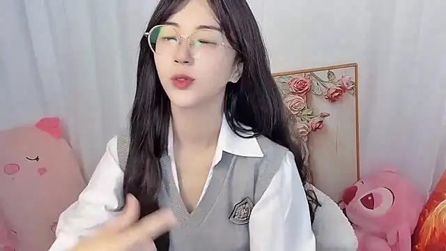 nini a online show from 28, 6, 2026