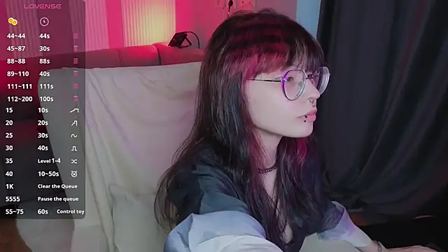 Misa Perfect online show from 30, 9, 2025