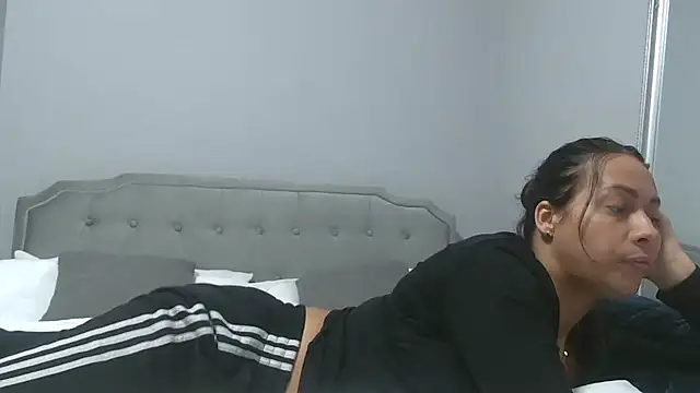 Bunnyela1 online show from 10, 11, 2025