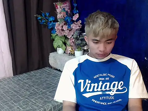 mostwantedtwink online show from 25, 4, 2026