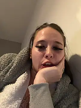 LollyLove  online show from 4, 4, 2026