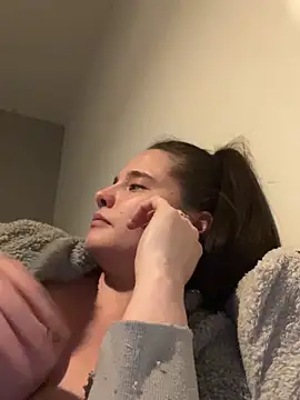 LollyLove  online show from 6, 4, 2026