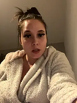 LollyLove  online show from 11, 2, 2026