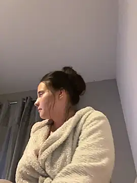 LollyLove  online show from 8, 2, 2026