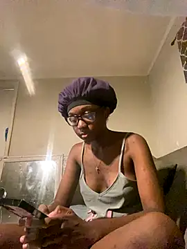 HennessyBaby21 online show from 18, 11, 2025