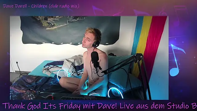 Snapshot of DaveLindau chatting on 13, 9, 2025 DaveLindau online show from 13, 9, 2025