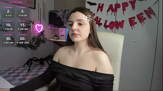 LiaWoow online show from 26, 10, 2025