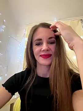 LucieMack online show from 14, 12, 2025