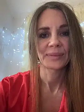 LucieMack online show from 28, 11, 2025