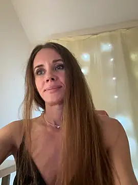 LucieMack online show from 18, 9, 2025