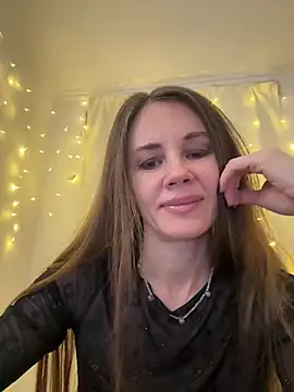 LucieMack online show from 20, 2, 2026