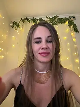 LucieMack online show from 18, 4, 2026