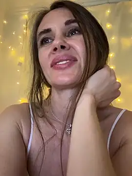 LucieMack online show from 31, 5, 2026