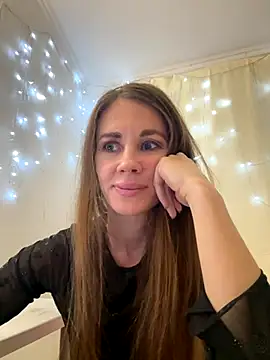 LucieMack online show from 20, 10, 2025