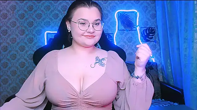 InLoveWithLife26 online show from 5, 3, 2026