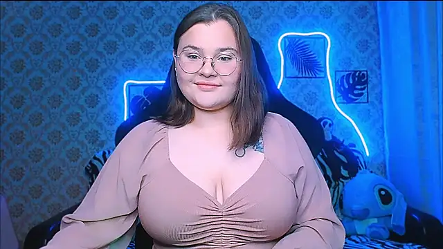 InLoveWithLife26 online show from 7, 10, 2025