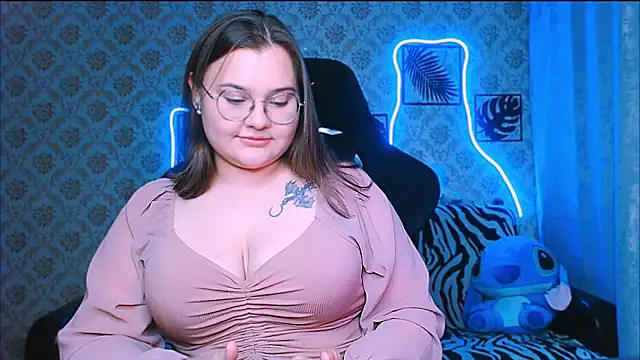 InLoveWithLife26 online show from 6, 11, 2025