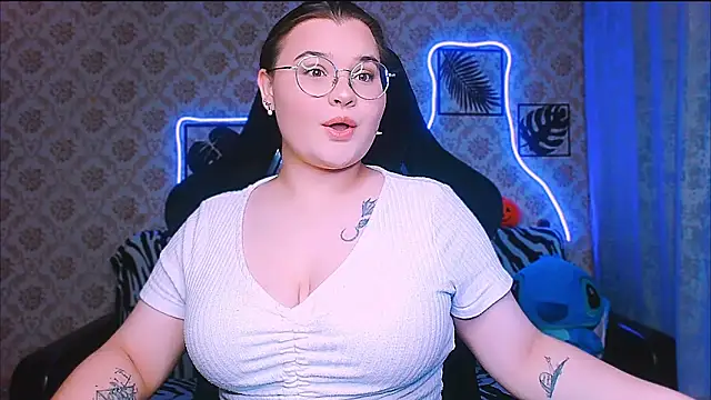 InLoveWithLife26 online show from 23, 10, 2025