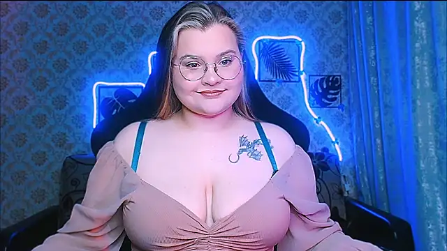 InLoveWithLife26 online show from 5, 4, 2026