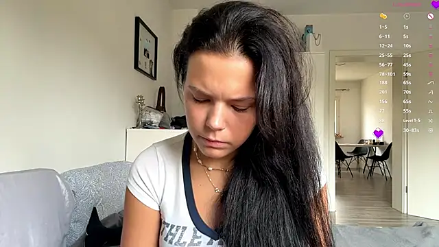 MaydaCornwall online show from 13, 11, 2025