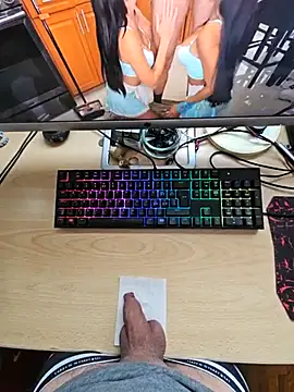 flirt 23 online show from 19, 11, 2025