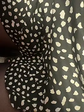 HiddenHoneyLDN online show from 12, 9, 2025