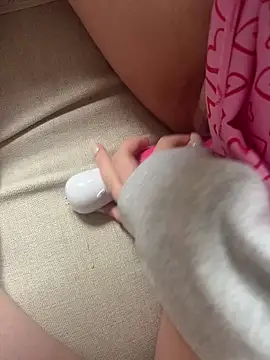 HiddenHoneyLDN online show from 13, 3, 2026