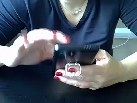 ITALIANASISIXX online show from 22, 10, 2025