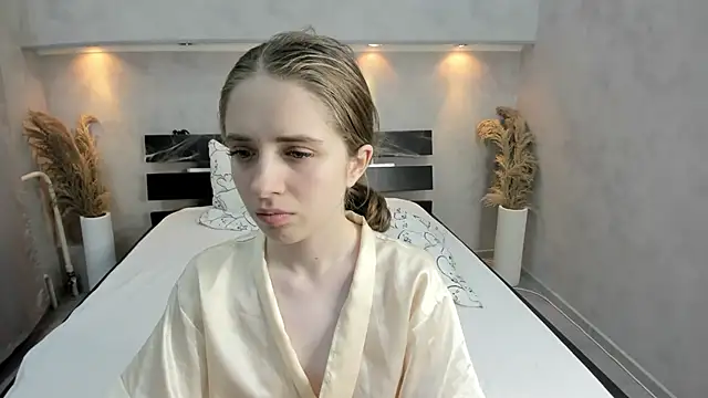 Camilla Kelly online show from 30, 10, 2025