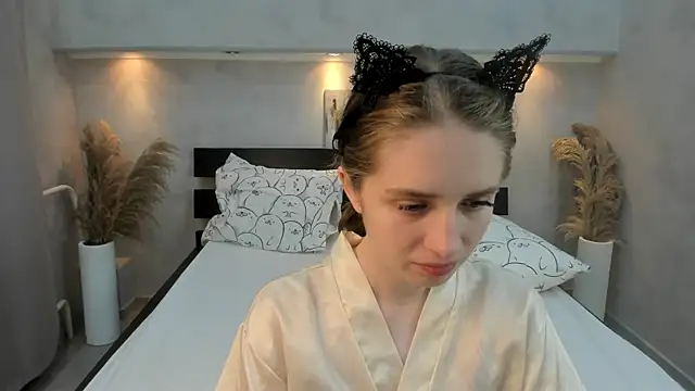 Camilla Kelly online show from 20, 10, 2025