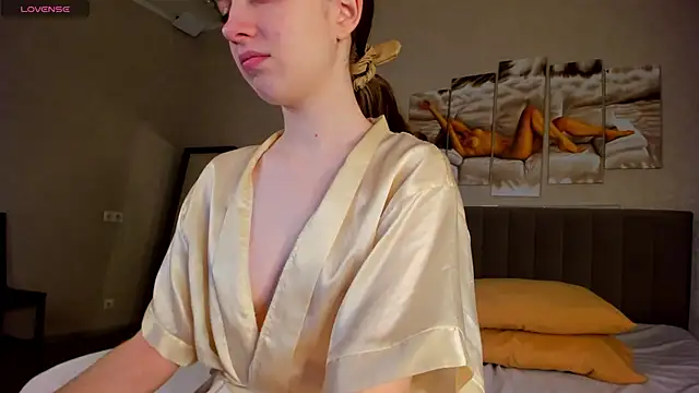 Camilla Kelly online show from 19, 3, 2026