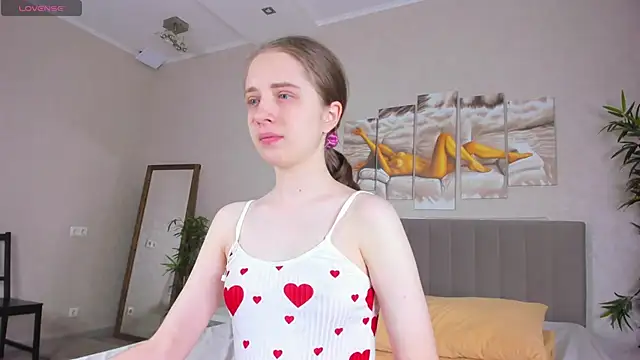 Camilla Kelly online show from 17, 4, 2026