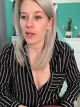 TheRealJessyLey online show from 14, 4, 2026