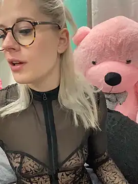 TheRealJessyLey online show from 12, 11, 2025