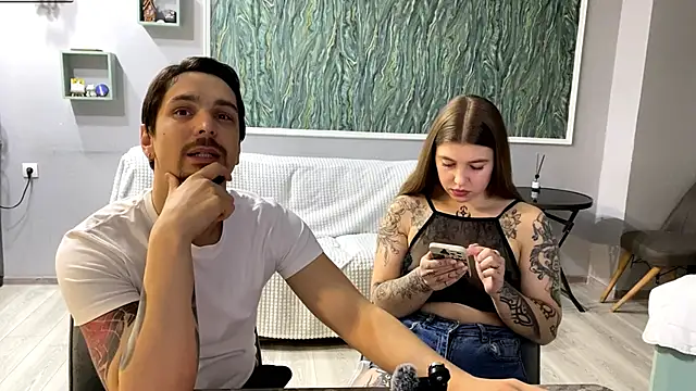 VelvetMiley online show from 16, 3, 2026