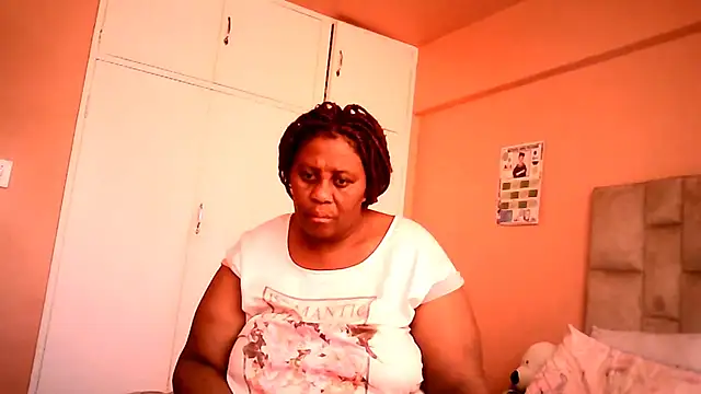 HUGEASSXXXXX online show from 26, 6, 2026
