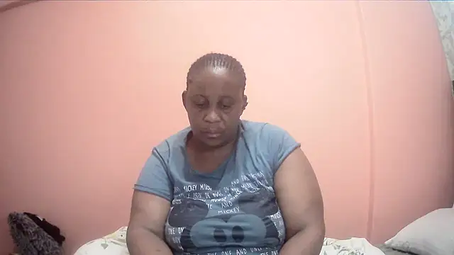 HUGEASSXXXXX online show from 24, 10, 2025