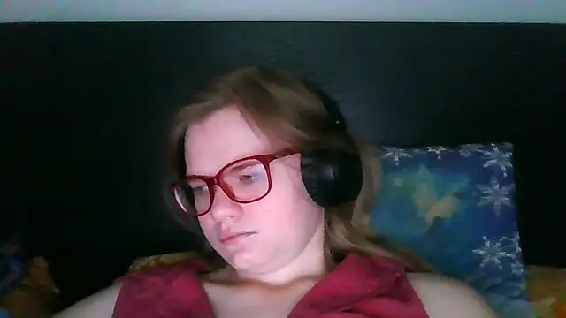 Moonolighta online show from 9, 10, 2025