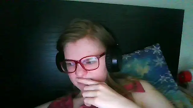 Moonolighta online show from 3, 11, 2025