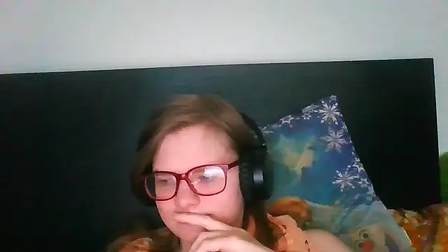 Moonolighta online show from 3, 3, 2026