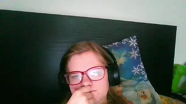 Moonolighta online show from 1, 2, 2026