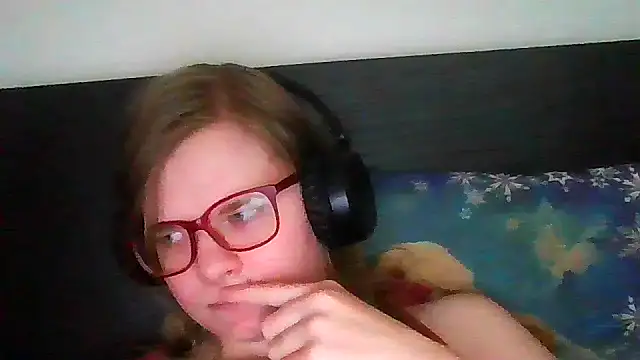 Moonolighta online show from 23, 9, 2025