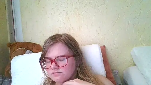 Moonolighta online show from 9, 9, 2025