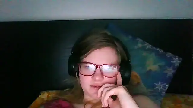 Moonolighta online show from 22, 9, 2025