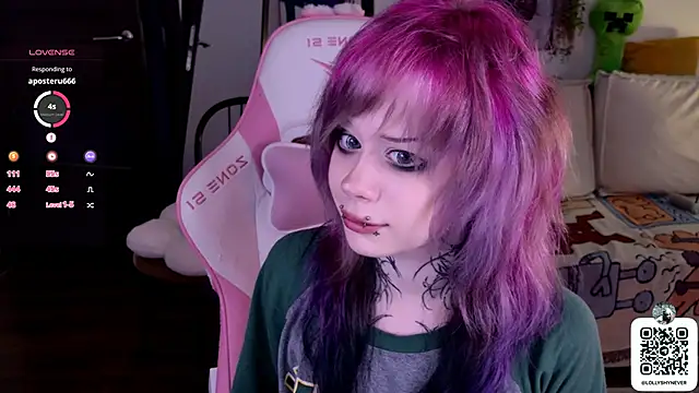 Lollyshy online show from 13, 9, 2025